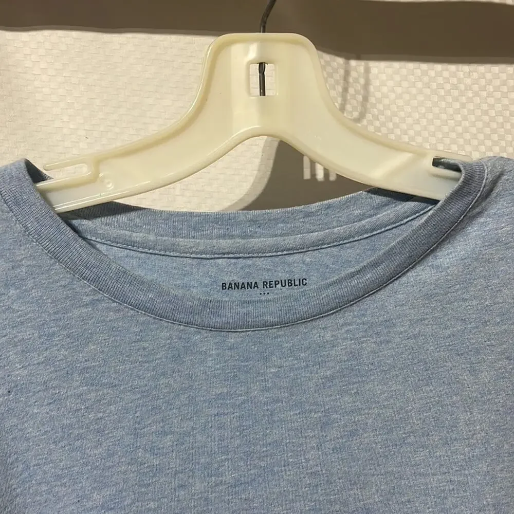 Banana Republic xl long sleeve💯cotton t shirt hearther baby blue euc worn once